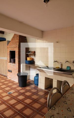 Casa à venda com 300m², 3 quartos e 5 vagasÁrea de serviço 