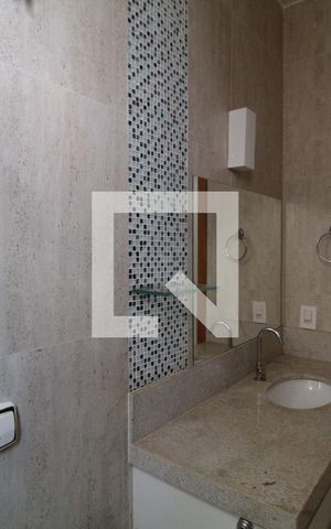 Casa para alugar com 227m², 4 quartos e 4 vagasSuíte 3