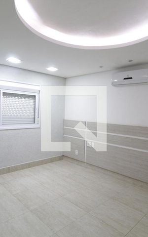 Casa para alugar com 227m², 4 quartos e 4 vagasSuíte 3
