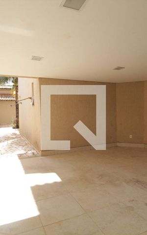 Casa para alugar com 227m², 4 quartos e 4 vagasGaragem