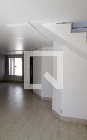Casa para alugar com 227m², 4 quartos e 4 vagasSala 2