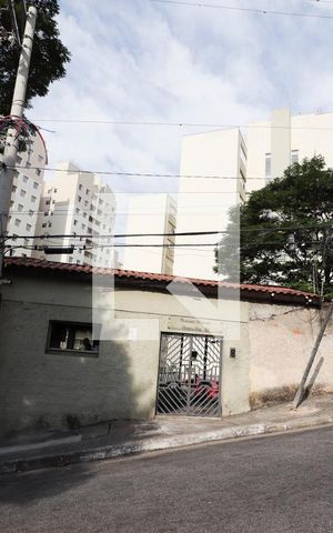 Apartamento para alugar com 60m², 2 quartos e 1 vagaFachada