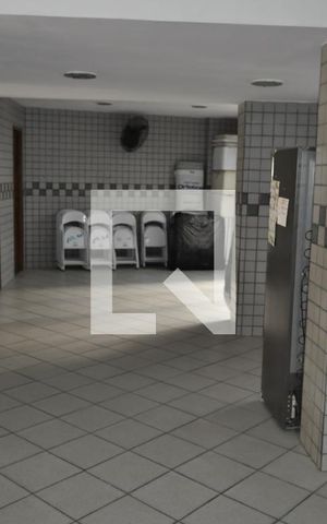 Apartamento à venda com 76m², 3 quartos e sem vagaÁrea comum