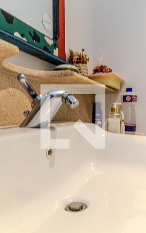 Casa à venda com 550m², 4 quartos e 4 vagasBanheiro da Suíte 2