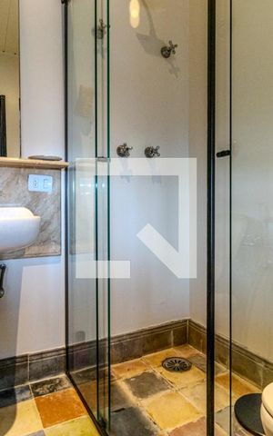 Casa à venda com 550m², 4 quartos e 4 vagasBanheiro da Suíte 3