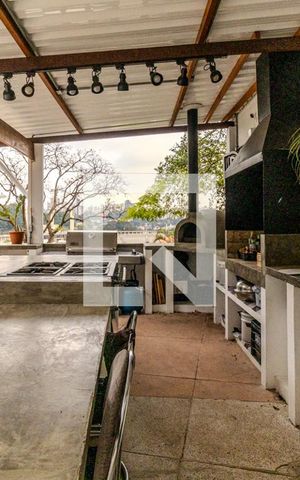 Casa à venda com 550m², 4 quartos e 4 vagasEspaço Gourmet