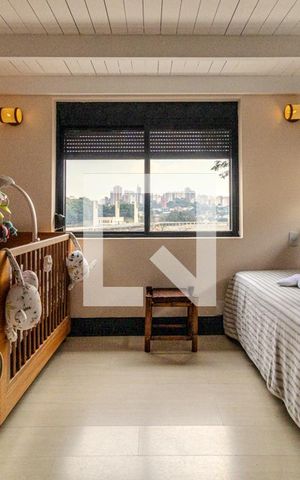 Casa à venda com 550m², 4 quartos e 4 vagasSuíte 2