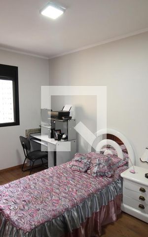 Apartamento à venda com 143m², 4 quartos e 2 vagasQuarto 2