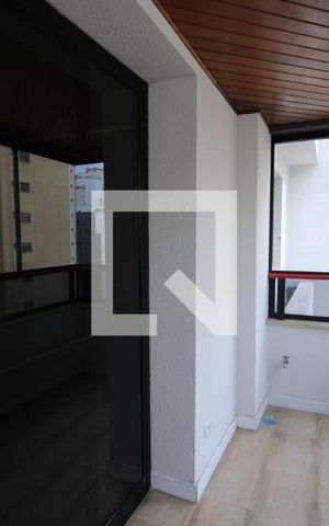 Apartamento à venda com 143m², 4 quartos e 2 vagasSala - Varanda