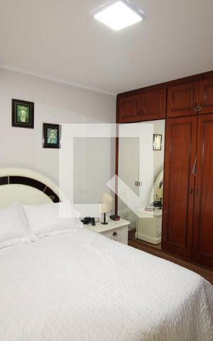 Apartamento à venda com 143m², 4 quartos e 2 vagasQuarto 4