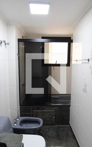 Apartamento à venda com 143m², 4 quartos e 2 vagasBanheiro 1