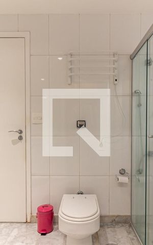 Apartamento para alugar com 106m², 2 quartos e 1 vaga Apartamento para alugar com 106m², 2 quartos e 1 vagaBanheiro