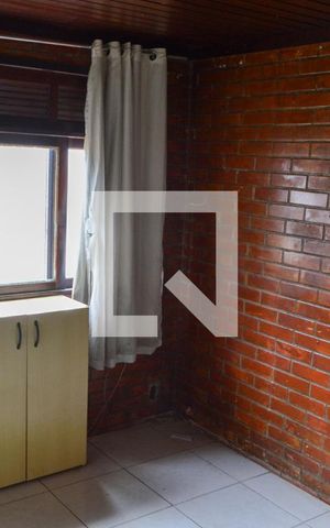 Casa de condomínio à venda com 200m², 3 quartos e 4 vagas Casa de condomínio à venda com 200m², 3 quartos e 4 vagasSuíte 2