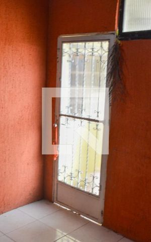 Casa de condomínio à venda com 200m², 3 quartos e 4 vagas Casa de condomínio à venda com 200m², 3 quartos e 4 vagasCozinha