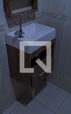 Casa de condomínio à venda com 200m², 3 quartos e 4 vagas Casa de condomínio à venda com 200m², 3 quartos e 4 vagasBanheiro