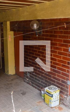 Casa de condomínio à venda com 200m², 3 quartos e 4 vagas Casa de condomínio à venda com 200m², 3 quartos e 4 vagasCanil