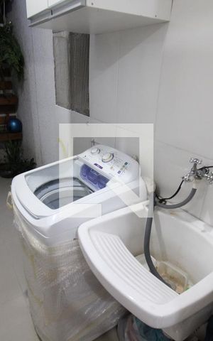 Casa de condomínio à venda com 50m², 2 quartos e sem vagaÁrea de Serviço