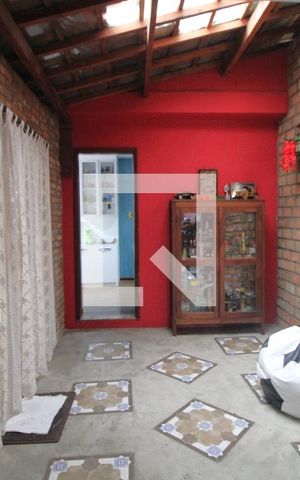 Casa à venda com 120m², 2 quartos e 2 vagasSala