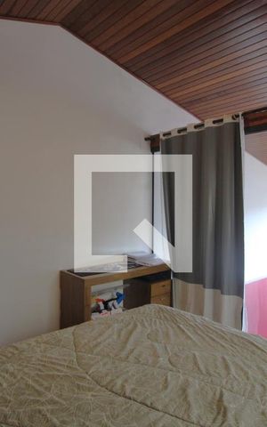 Casa à venda com 120m², 2 quartos e 2 vagasSuíte 2