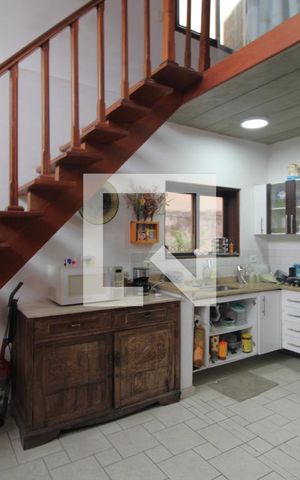 Casa à venda com 120m², 2 quartos e 2 vagasCozinha