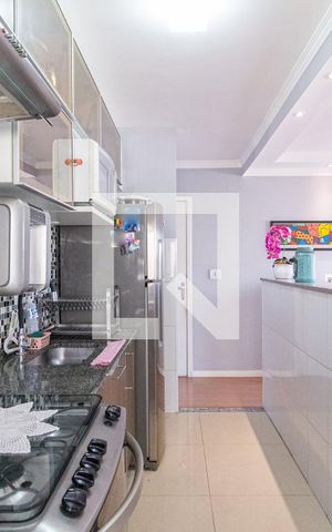 Apartamento à venda com 48m², 2 quartos e 1 vagaCozinha e área de serviço