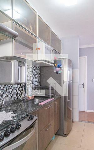 Apartamento à venda com 48m², 2 quartos e 1 vagaCozinha e área de serviço