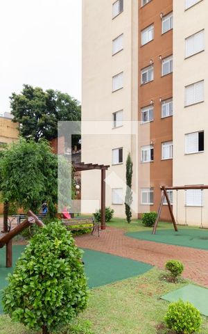 Apartamento à venda com 48m², 2 quartos e 1 vaga Apartamento à venda com 48m², 2 quartos e 1 vagaÁrea comum - Playground