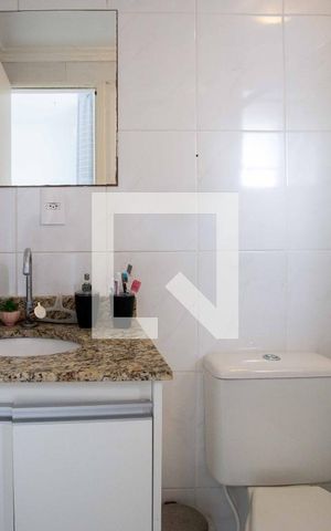 Apartamento à venda com 81m², 3 quartos e 2 vagasBanheiro da Suíte