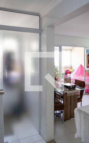 Apartamento à venda com 81m², 3 quartos e 2 vagasCozinha