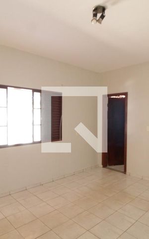 Casa para alugar com 300m², 4 quartos e 10 vagasQuarto 3 - Suíte