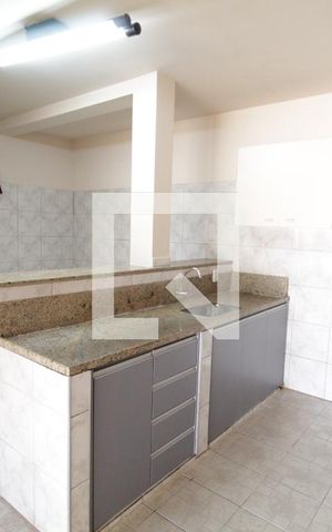 Casa para alugar com 300m², 4 quartos e 10 vagasCozinha