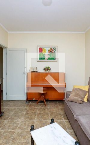 Casa à venda com 250m², 3 quartos e 1 vaga Casa à venda com 250m², 3 quartos e 1 vagaQuarto 1