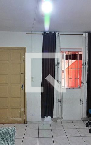 Casa à venda com 98m², 2 quartos e 1 vagaSala 