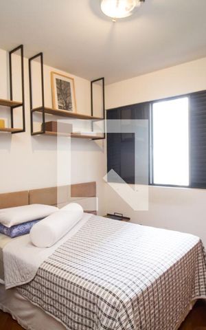 Apartamento à venda com 300m², 4 quartos e 4 vagas Apartamento à venda com 300m², 4 quartos e 4 vagasSuíte 3