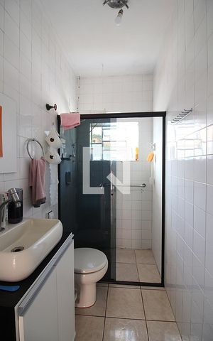 Casa à venda com 167m², 2 quartos e 1 vagaBanheiro Social