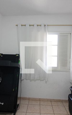 Casa à venda com 167m², 2 quartos e 1 vagaSala