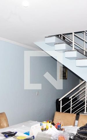 Casa à venda com 173m², 3 quartos e 3 vagas Casa à venda com 173m², 3 quartos e 3 vagasSala de Jantar