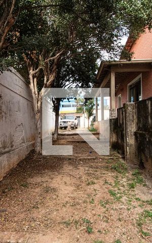 Casa para alugar com 277m², 5 quartos e NaN vagas Casa para alugar com 277m², 5 quartos e NaN vagasQuintal