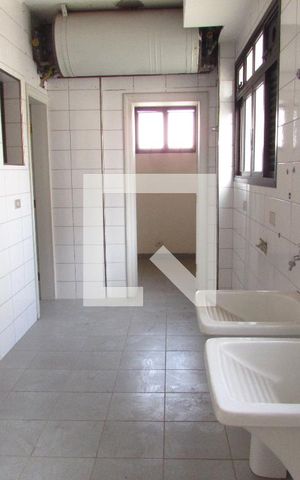 Apartamento para alugar com 254m², 4 quartos e 4 vagasÁrea de Serviço