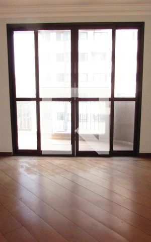 Apartamento para alugar com 254m², 4 quartos e 4 vagasSala