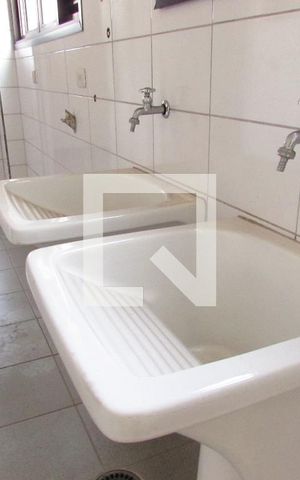 Apartamento para alugar com 254m², 4 quartos e 4 vagasÁrea de Serviço