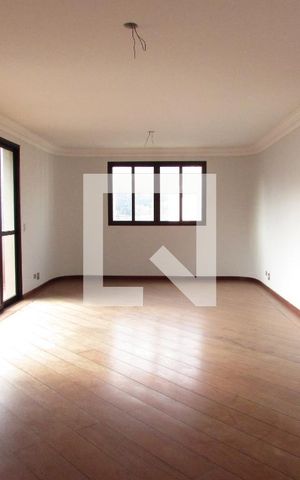 Apartamento para alugar com 254m², 4 quartos e 4 vagasSala