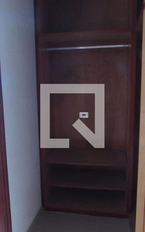 Apartamento para alugar com 254m², 4 quartos e 4 vagasCloset da suíte 1