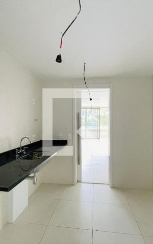 Apartamento à venda com 155m², 3 quartos e 1 vaga Apartamento à venda com 155m², 3 quartos e 1 vagaCozinha