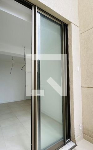 Apartamento à venda com 155m², 3 quartos e 1 vaga Apartamento à venda com 155m², 3 quartos e 1 vagaVaranda Quarto Suíte 1