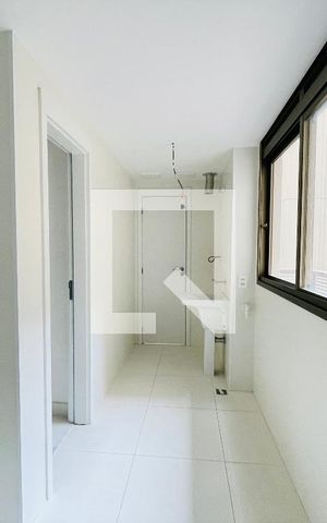 Apartamento à venda com 155m², 3 quartos e 1 vaga Apartamento à venda com 155m², 3 quartos e 1 vagaÁrea de Serviço