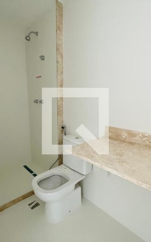 Apartamento à venda com 155m², 3 quartos e 1 vaga Apartamento à venda com 155m², 3 quartos e 1 vagaBanheiro Suíte 1