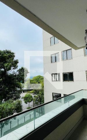 Apartamento à venda com 155m², 3 quartos e 1 vaga Apartamento à venda com 155m², 3 quartos e 1 vagaVaranda