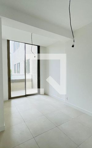 Apartamento à venda com 155m², 3 quartos e 1 vaga Apartamento à venda com 155m², 3 quartos e 1 vagaQuarto Suíte 1