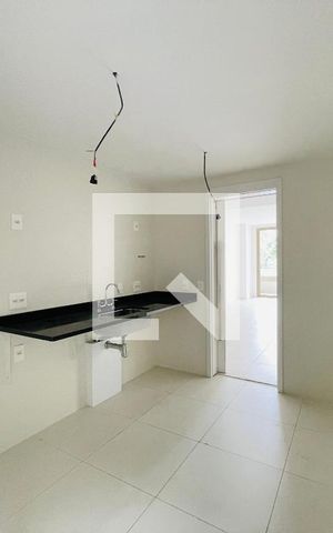 Apartamento à venda com 155m², 3 quartos e 1 vaga Apartamento à venda com 155m², 3 quartos e 1 vagaCozinha